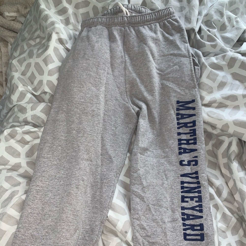 martha’s vineyard sweatpants